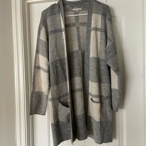 NWOT AE Cardigan🌫